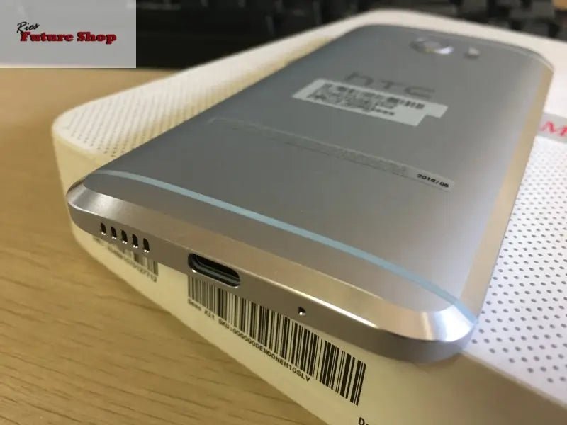 HTC 10 with 4 GB RAM and 32 GB ROM - Rios Future Shop
