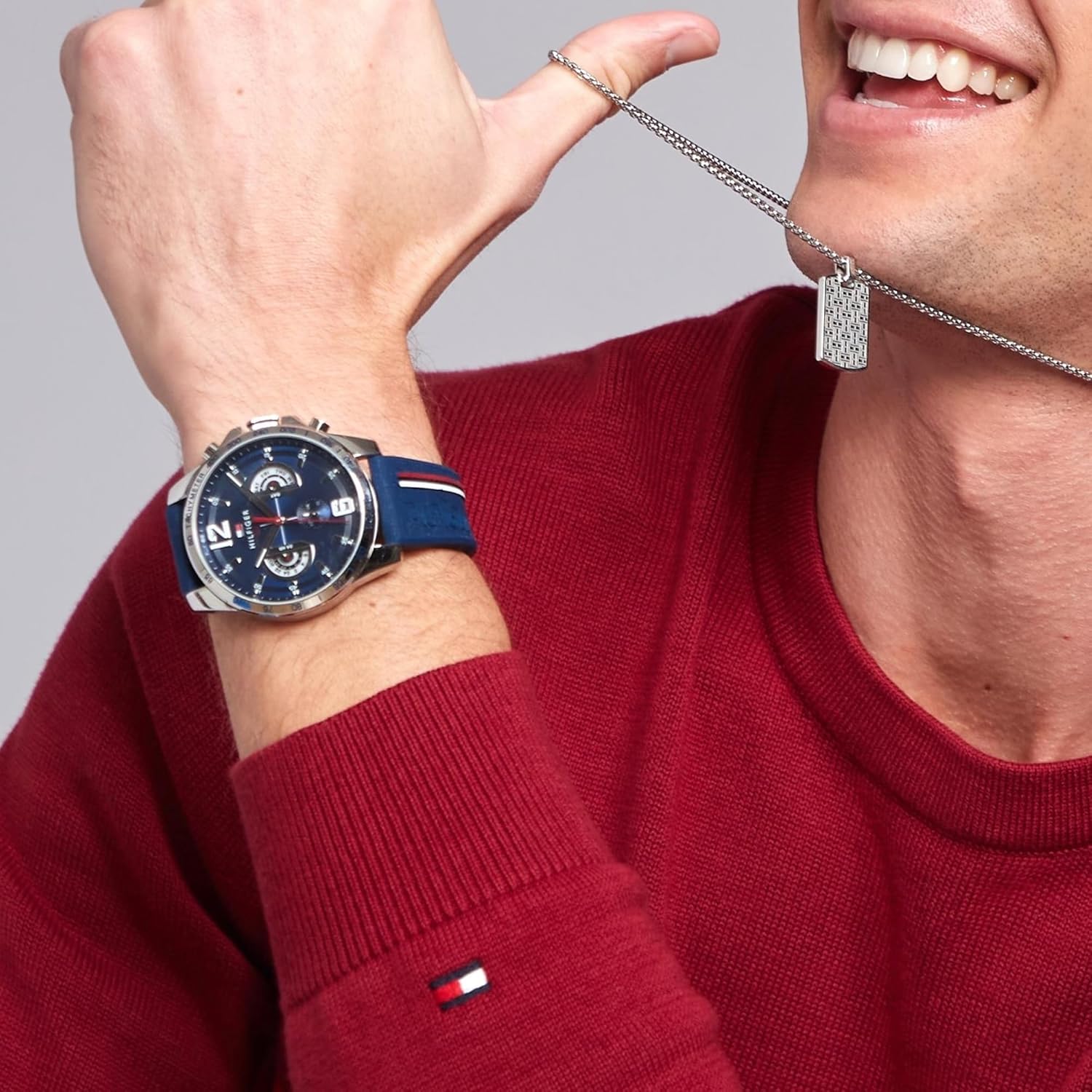 Tommy Hilfiger Relógio analógico multifuncional de quartzo para homens com correia de silicone, aço inoxidável ou couro, subesferas para dia e data, resistente à água até 5ATM.